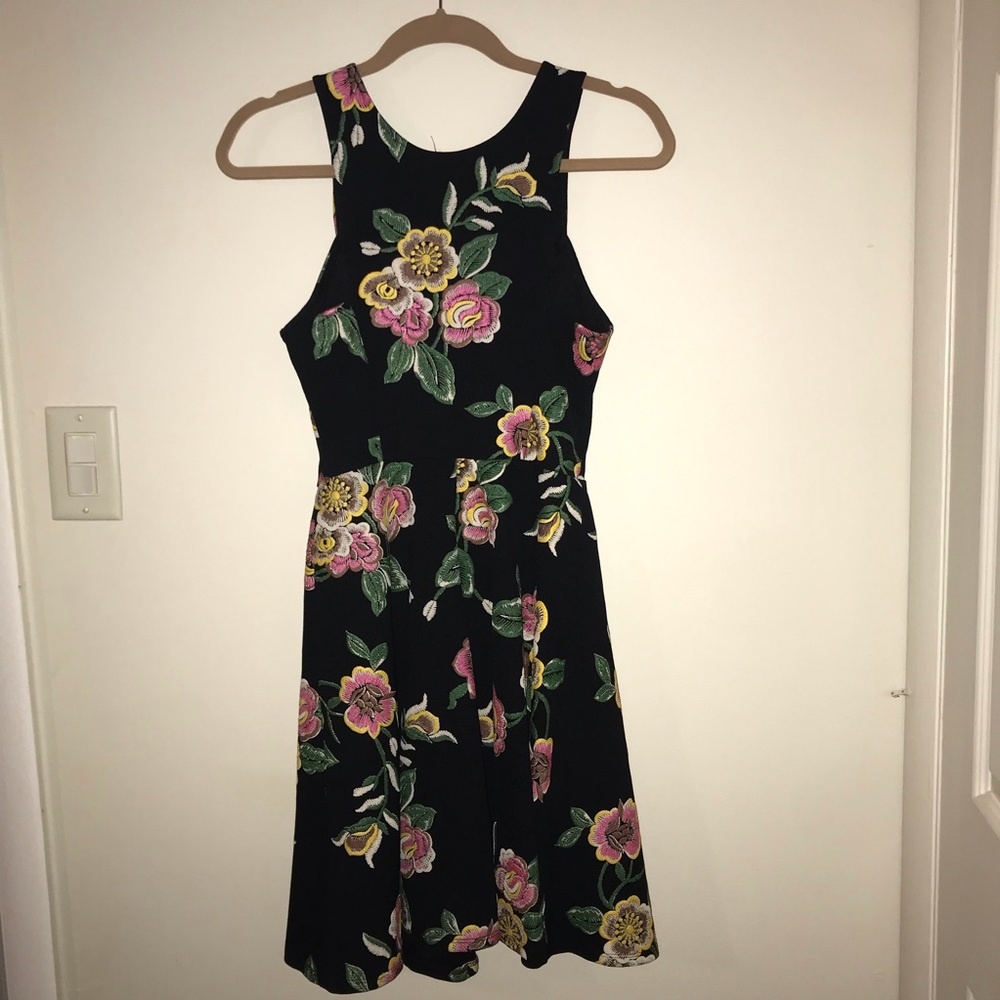 Aqua flounce embroidered flower dress